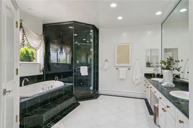515 W Le Roy, Arcadia, CA 91007