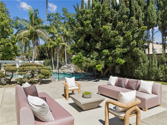 515 W Le Roy, Arcadia, CA 91007
