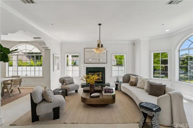 515 W Le Roy, Arcadia, CA 91007