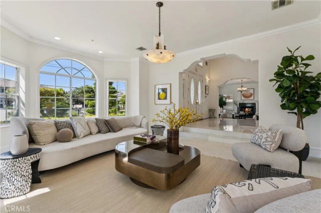 515 W Le Roy, Arcadia, CA 91007