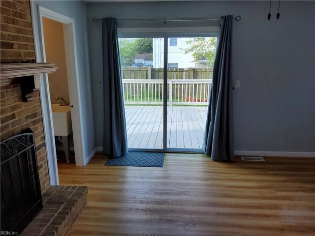 5809 Mojave RD, Virginia Beach, VA 23462