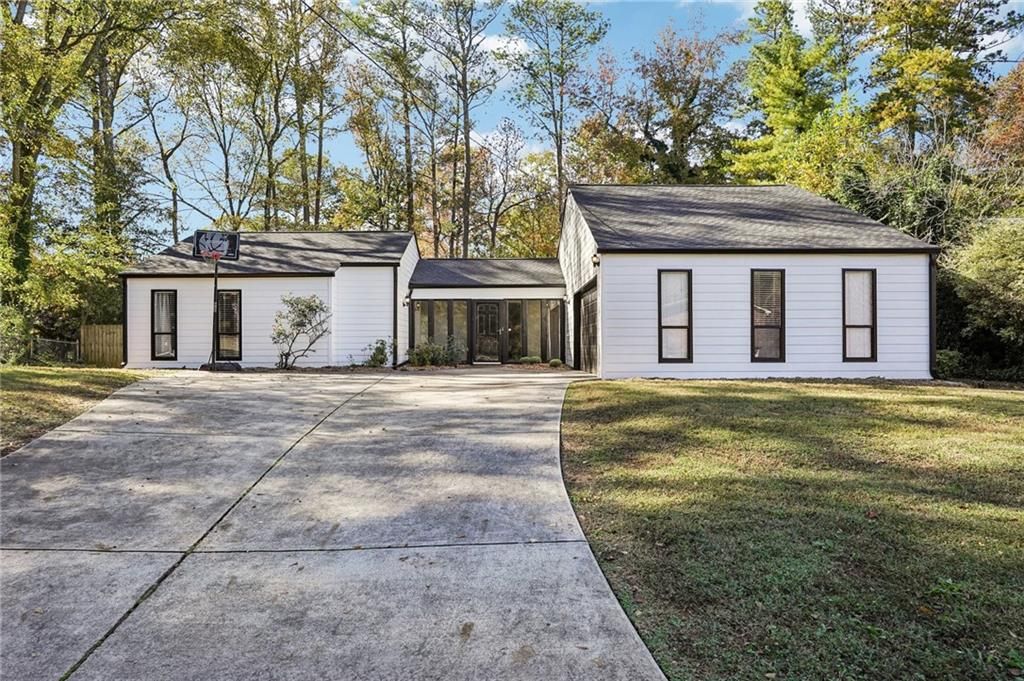 2411 Hidden Hills Drive, Marietta, GA 30066