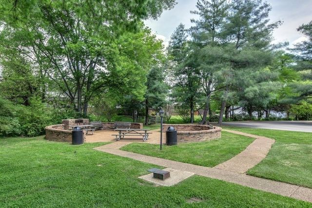 105 Foxborough Sq, W, Brentwood, TN 37027