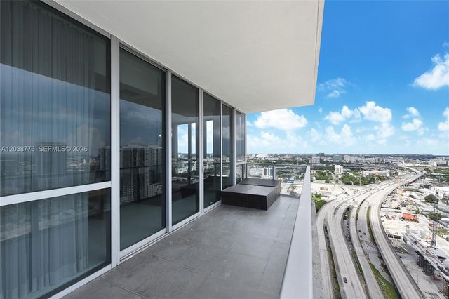 1100 Biscayne Boulevard 3205, Miami, FL 33132