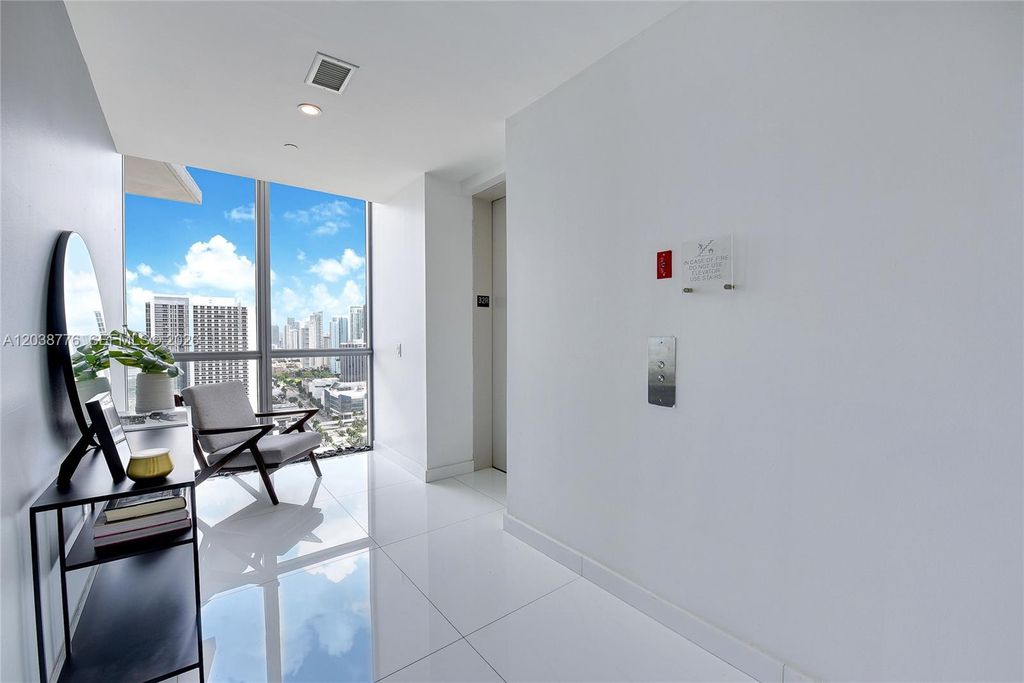 1100 Biscayne Boulevard 3205, Miami, FL 33132