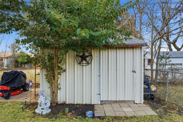 6209 May Drive, Waco, TX 76710