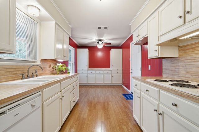 6209 May Drive, Waco, TX 76710