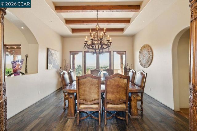 1615 Lawrence Rd, Danville, CA 94506