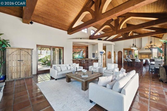 1615 Lawrence Rd, Danville, CA 94506