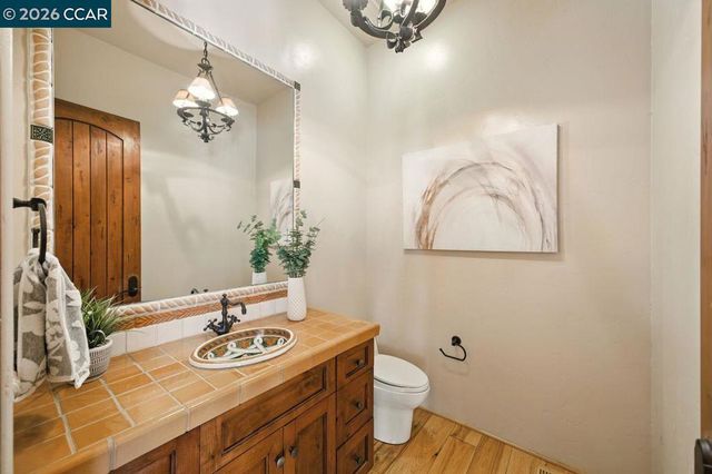 1615 Lawrence Rd, Danville, CA 94506