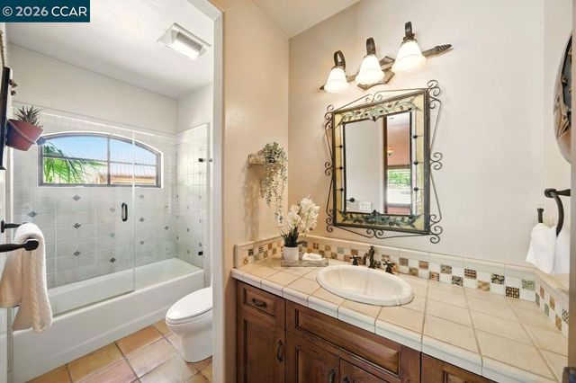 1615 Lawrence Rd, Danville, CA 94506