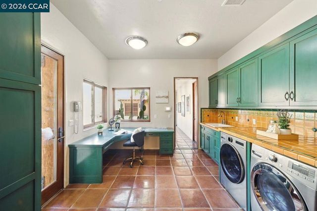 1615 Lawrence Rd, Danville, CA 94506