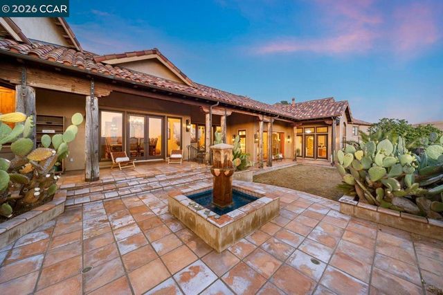 1615 Lawrence Rd, Danville, CA 94506