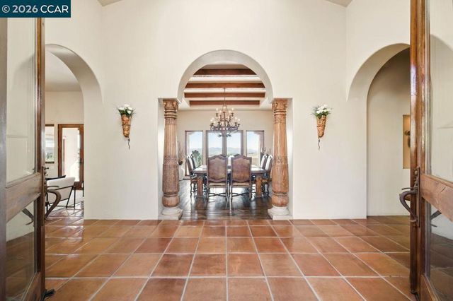 1615 Lawrence Rd, Danville, CA 94506