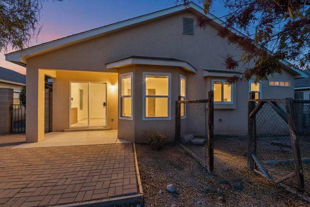 963 Benjamin Drive SE, Rio Rancho, NM 87124