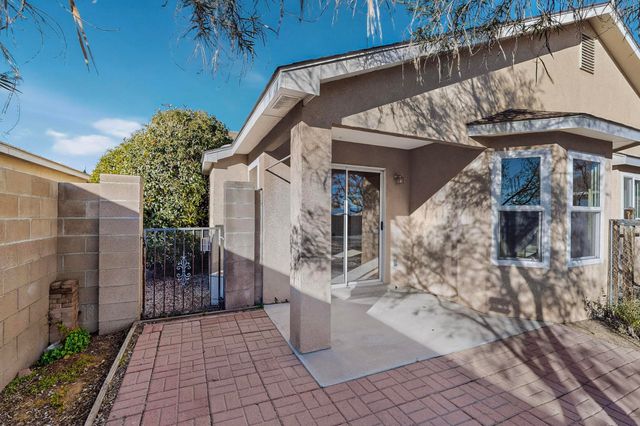 963 Benjamin Drive SE, Rio Rancho, NM 87124