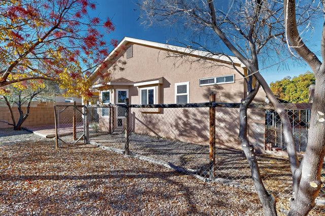 963 Benjamin Drive SE, Rio Rancho, NM 87124