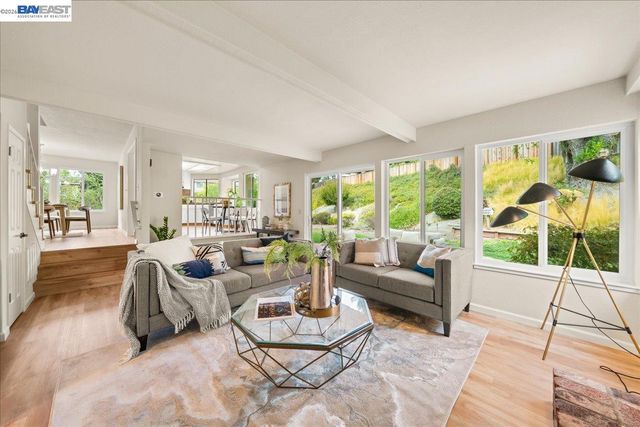 4 Woodview Ct, San Ramon, CA 94582