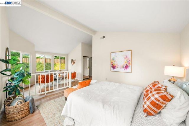 4 Woodview Ct, San Ramon, CA 94582