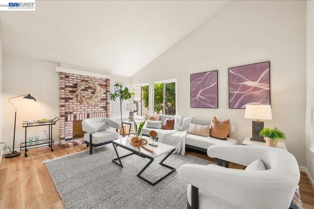 4 Woodview Ct, San Ramon, CA 94582