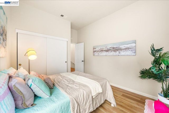 4 Woodview Ct, San Ramon, CA 94582
