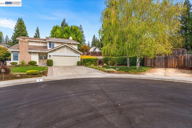 4 Woodview Ct, San Ramon, CA 94582