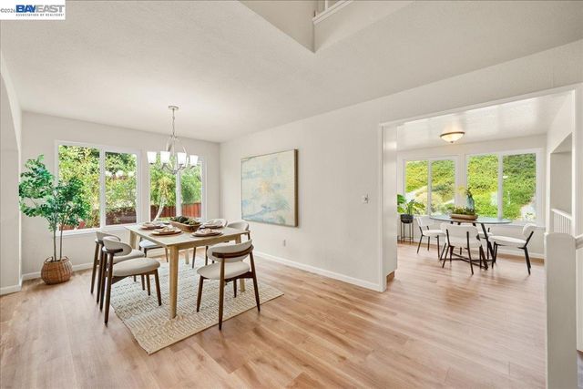 4 Woodview Ct, San Ramon, CA 94582