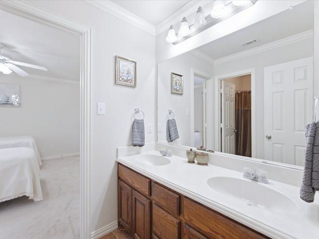 5020 April Lane, Waxahachie, TX 75165