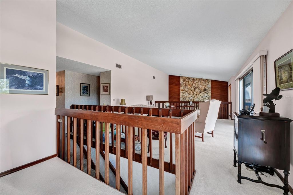 Image 10 of property listing at 3939 ROSE PETAL LANE, Orlando, FL 32808
