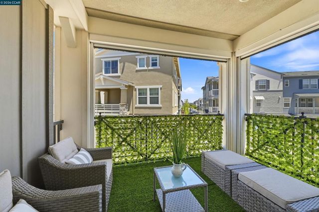 37352 Watersail Way, Newark, CA 94560