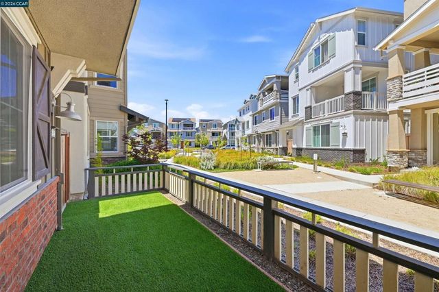 37352 Watersail Way, Newark, CA 94560