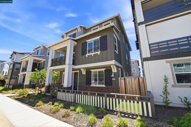 37352 Watersail Way, Newark, CA 94560