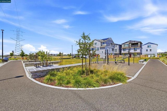 37352 Watersail Way, Newark, CA 94560