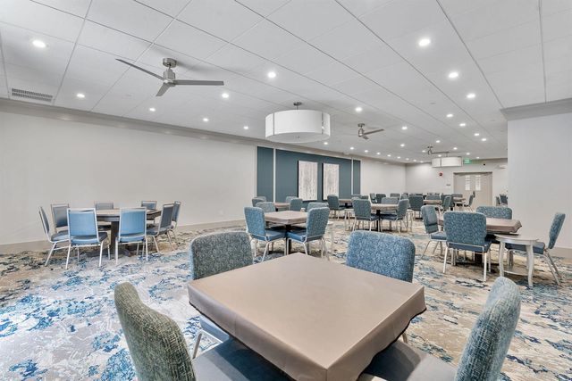 7260 Kinghurst Drive 205, Delray Beach, FL 33446