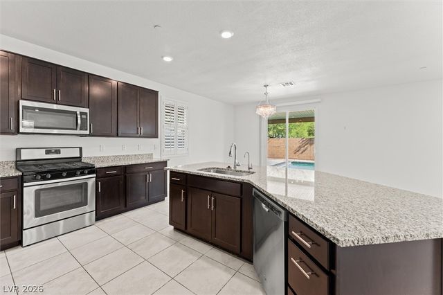 7790 Meng Court, Las Vegas, NV 89113