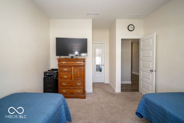 1147 Kendrick Street, Greenwood, IN 46143