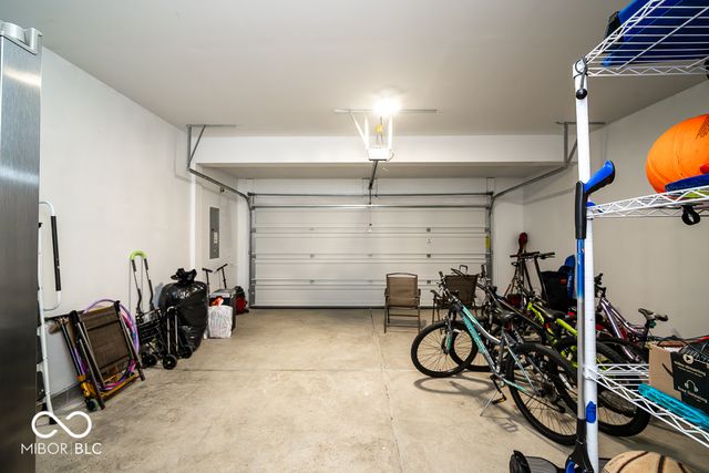 1147 Kendrick Street, Greenwood, IN 46143