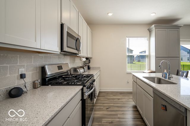1147 Kendrick Street, Greenwood, IN 46143