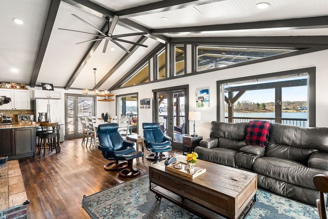 314 Kilpatrick Point Drive, Hayesville, NC 28904