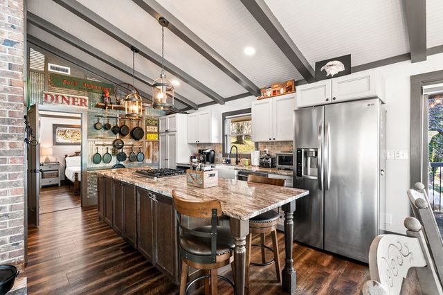 314 Kilpatrick Point Drive, Hayesville, NC 28904