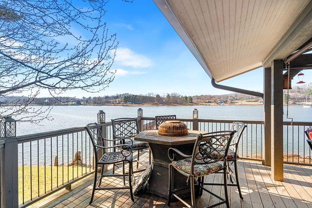 314 Kilpatrick Point Drive, Hayesville, NC 28904