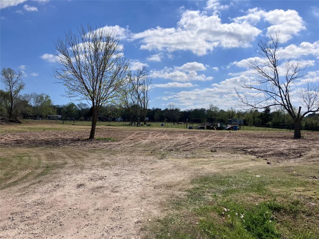 18011 Smith, Santa Fe, TX 77511