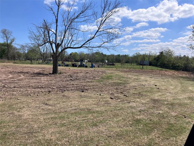 18011 Smith, Santa Fe, TX 77511