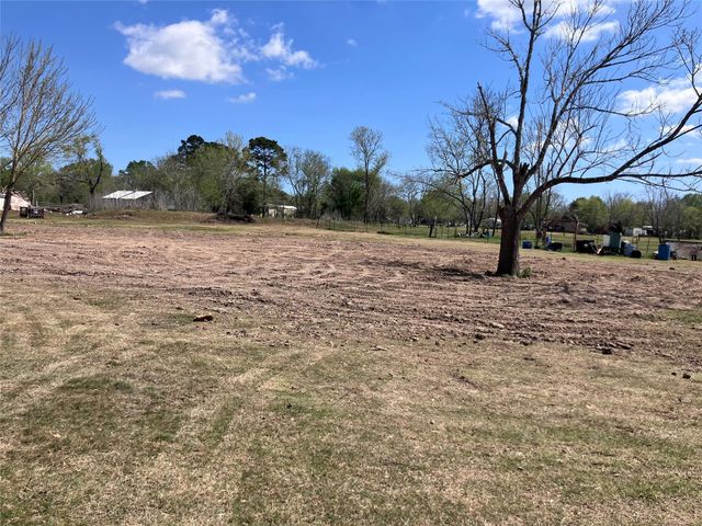 18011 Smith, Santa Fe, TX 77511