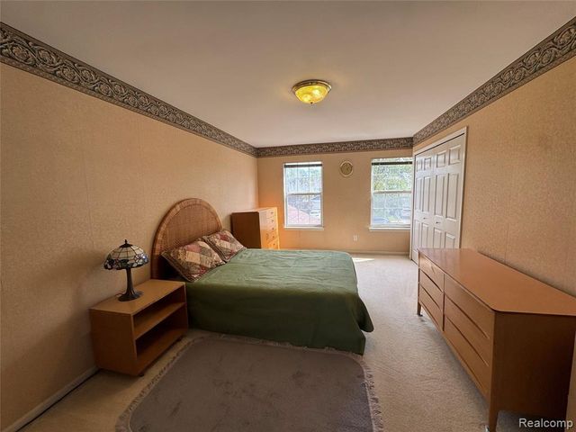 3621 Weeburn, Ann Arbor, MI 48108