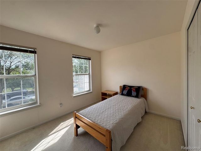 3621 Weeburn, Ann Arbor, MI 48108