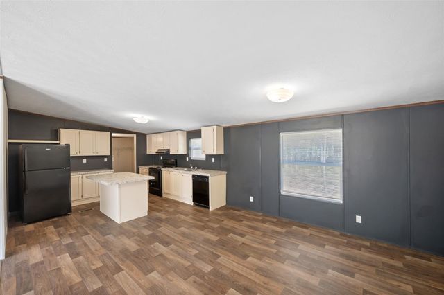 11332 Annie Creek Drive, Willis, TX 77378