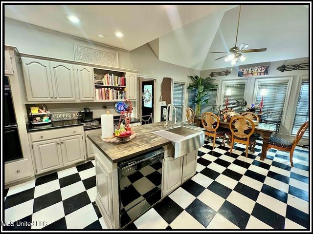 3709 Lyles Drive, Oxford, MS 38655