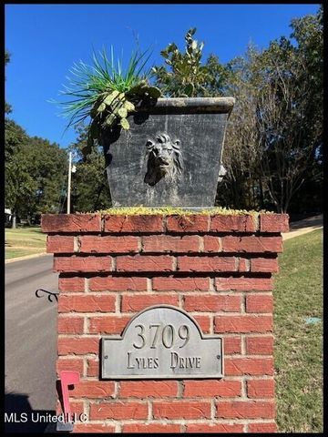 3709 Lyles Drive, Oxford, MS 38655