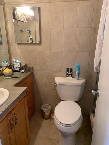 322 Taylor St 2D, Hollywood, FL 33019